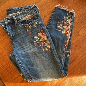 Blank NYC Classiques Floral Embroidered Skinny Jeans High Rise Stretch Size 28